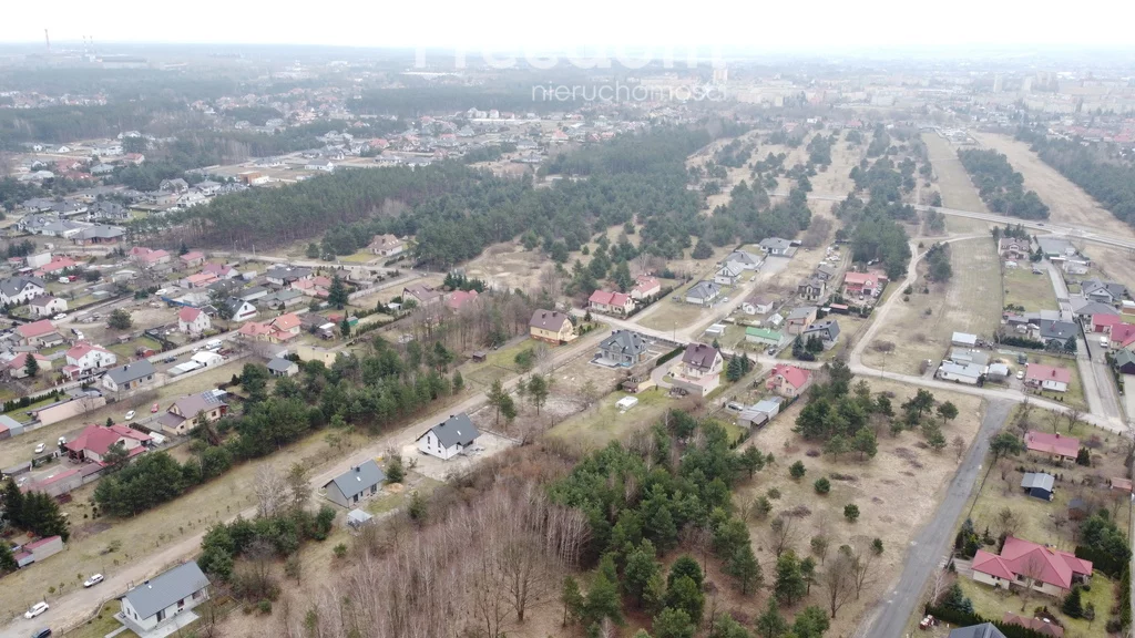 Działka 1 689,00 m², oferta nr , 11368/3685/OGS, Ostrowiec Świętokrzyski, Siennieńska