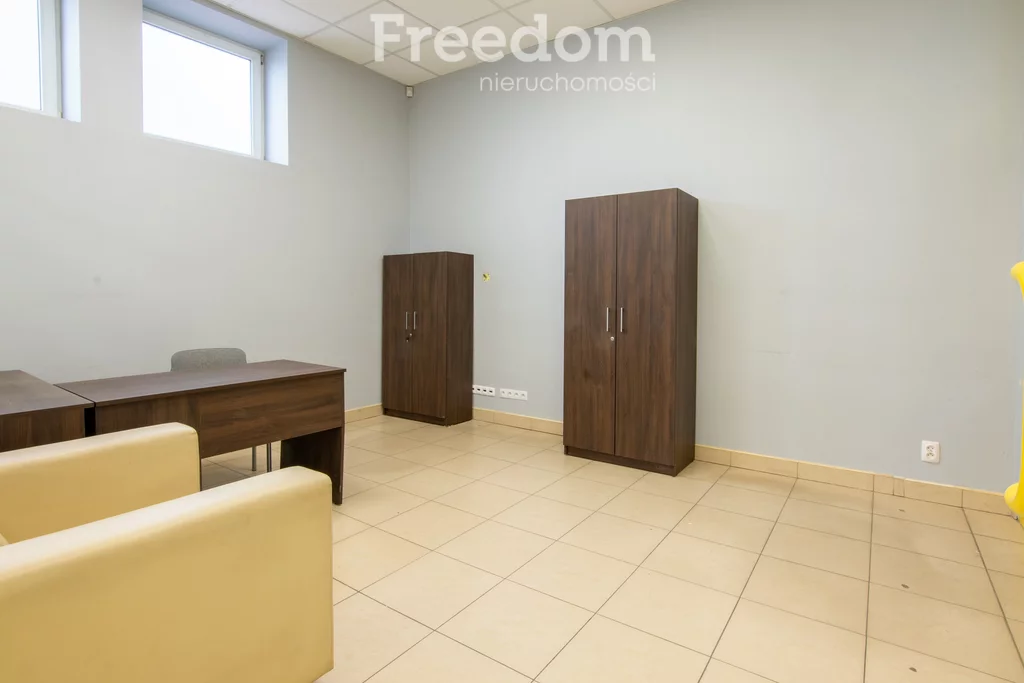 Lokal użytkowy 978,00 m², oferta nr , 201/3685/OOW, Radom, Planty, Biznesowa
