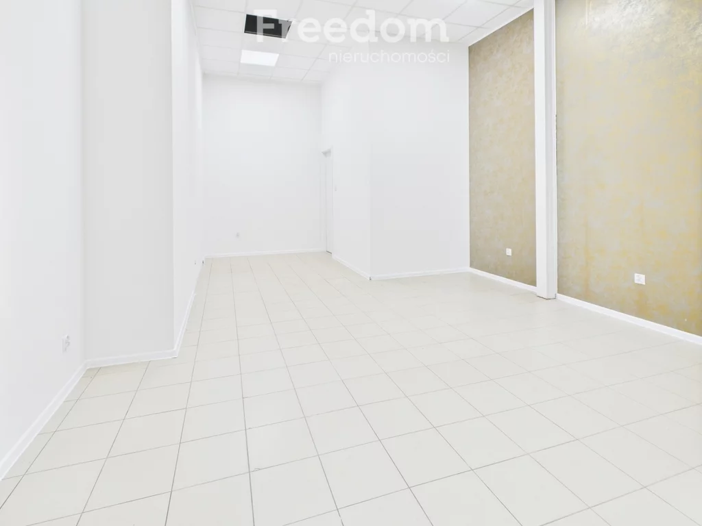 Lokal użytkowy 37,00 m², oferta nr , 2272/3685/OLW, Łęczna, Bogdanowicza
