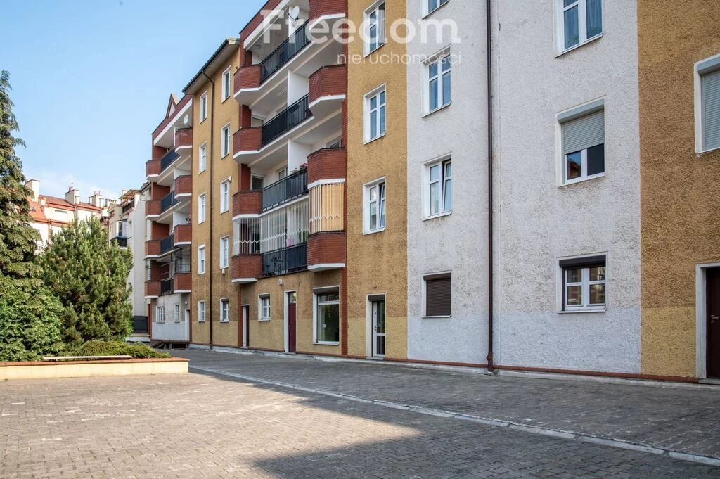 Biuro 61,50 m², oferta nr , 1911/3685/OLS, Radom, Śródmieście, Bóżniczna