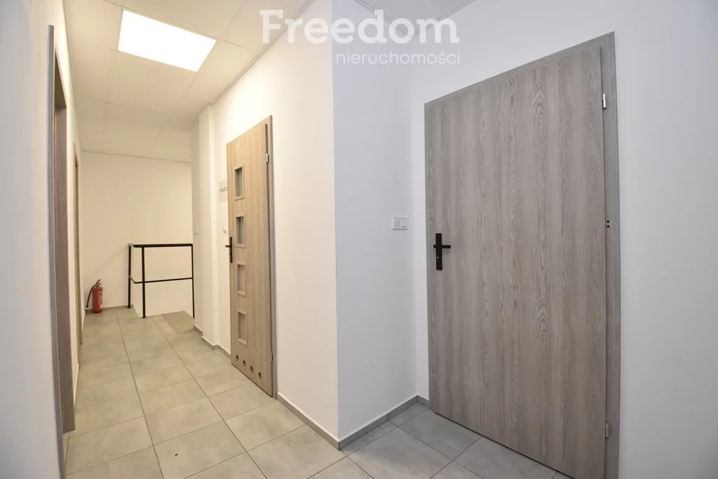 Lokal użytkowy 352,80 m², oferta nr , 971/3685/OOS, Bodzechów, Cegielniana