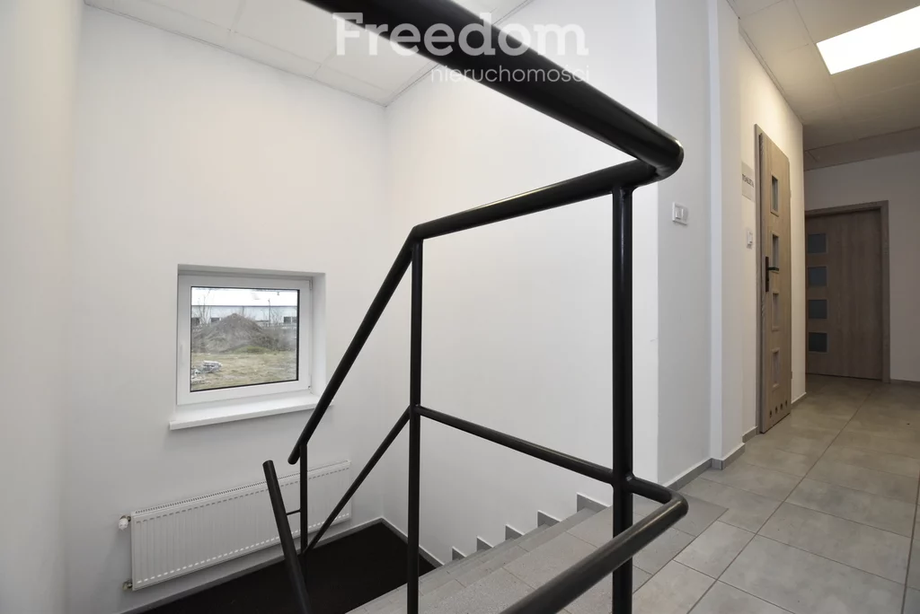 Lokal użytkowy 352,80 m², oferta nr , 971/3685/OOS, Bodzechów, Cegielniana