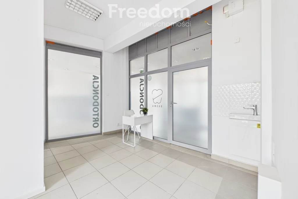 Lokal użytkowy 46,30 m², oferta nr , 2236/3685/OLW, Elbląg, pl. Dworcowy