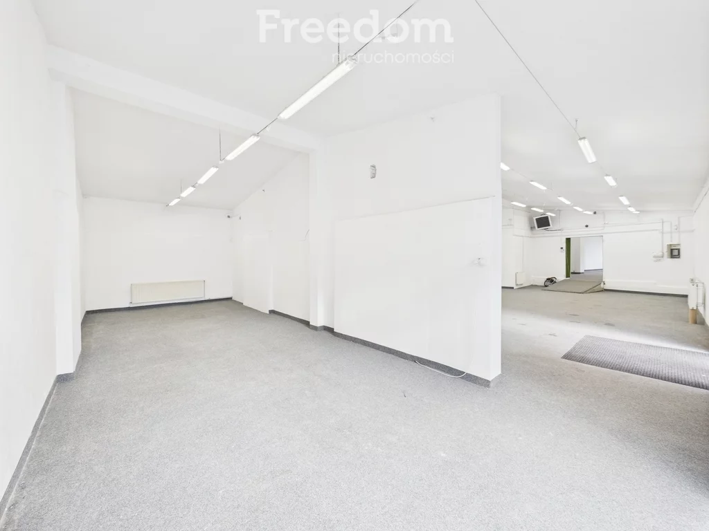 Lokal użytkowy 560,00 m², oferta nr , 2284/3685/OLW, Skoczów, Fabryczna