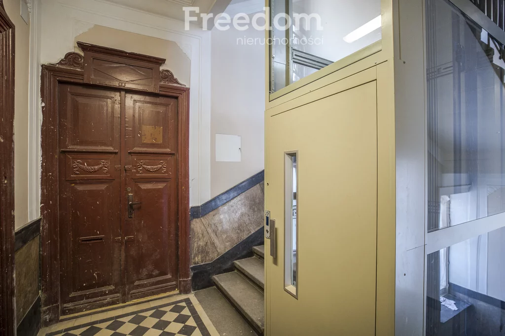 Lokal użytkowy 1 500,00 m², oferta nr , 1606/3685/OLW, Przemyśl, Franciszkańska