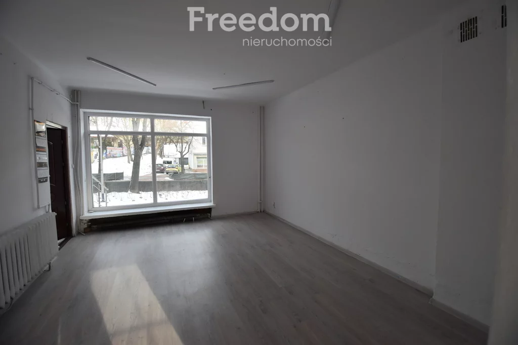 Lokal użytkowy 44,16 m², oferta nr , 2115/3685/OLW, Ostrowiec Świętokrzyski, Henryka Sienkiewicza
