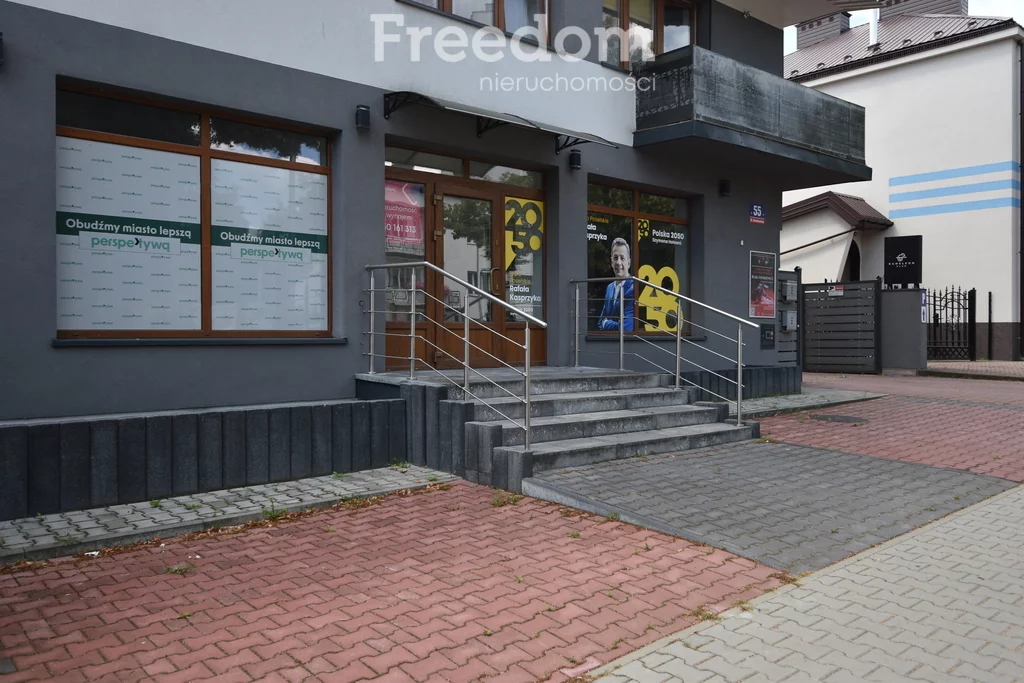 Lokal użytkowy 44,16 m², oferta nr , 2115/3685/OLW, Ostrowiec Świętokrzyski, Henryka Sienkiewicza