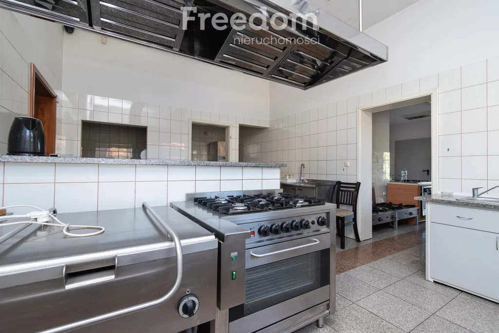 Lokal użytkowy 697,00 m², oferta nr , 836/3685/OOS, Korfantów, Juliusza Słowackiego