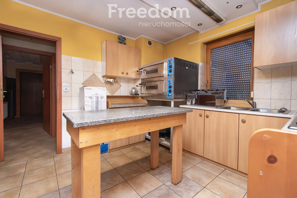 Lokal użytkowy 697,00 m², oferta nr , 836/3685/OOS, Korfantów, Juliusza Słowackiego