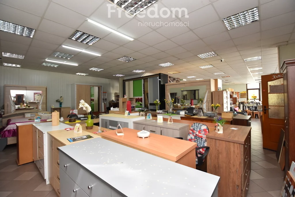 Lokal użytkowy 430,00 m², oferta nr , 205/3685/OOW, Ostrowiec Świętokrzyski, Juliusza Słowackiego