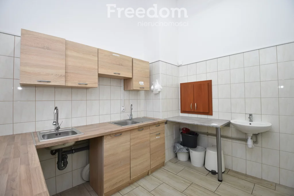 Lokal użytkowy 131,50 m², oferta nr , 1782/3685/OLW, Tarnobrzeg, Konfederacji Dzikowskiej