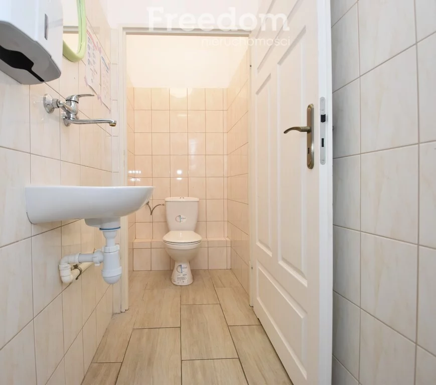 Lokal użytkowy 131,50 m², oferta nr , 1881/3685/OLS, Tarnobrzeg, Konfederacji Dzikowskiej