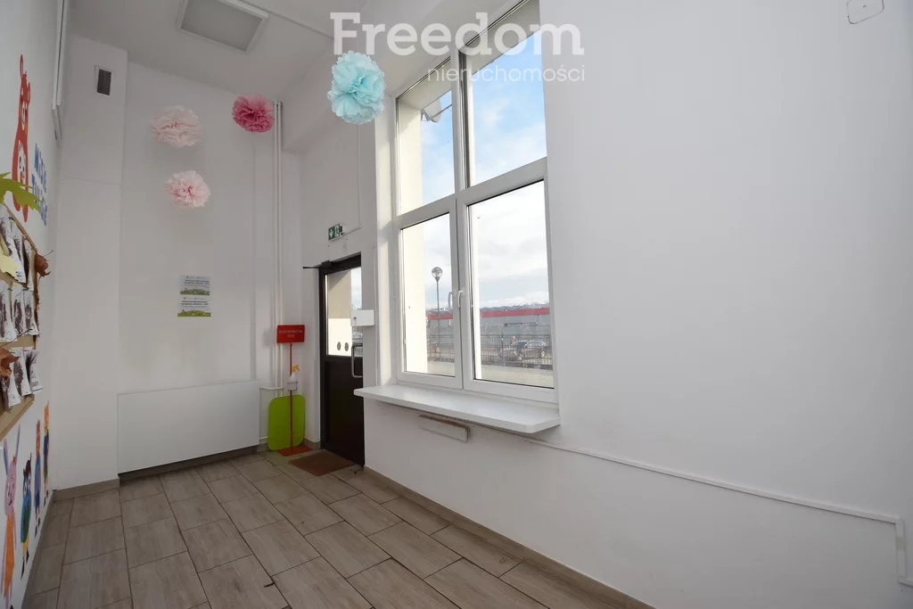 Lokal użytkowy 131,50 m², oferta nr , 1881/3685/OLS, Tarnobrzeg, Konfederacji Dzikowskiej