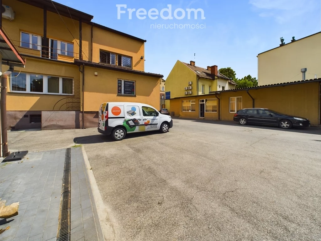 Lokal użytkowy 486,65 m², oferta nr , 945/3685/OOS, Wadowice, Lwowska