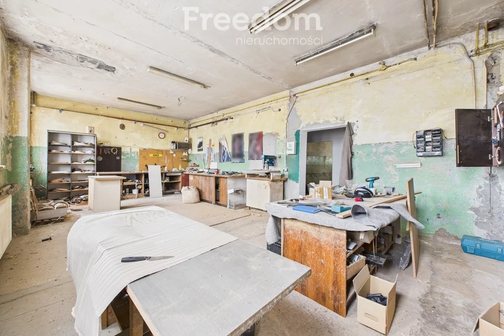 Lokal użytkowy 400,00 m², oferta nr , 952/3685/OOS, Markusy