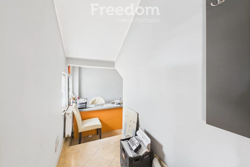 Lokal użytkowy 400,00 m², oferta nr , 966/3685/OOS, Markusy