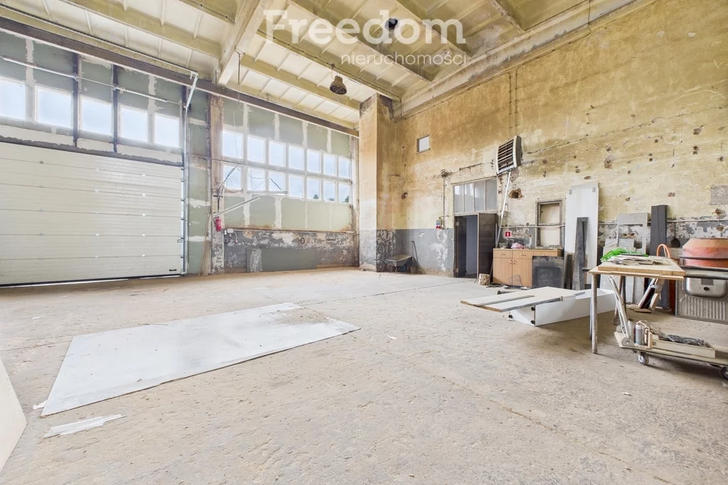 Lokal użytkowy 400,00 m², oferta nr , 966/3685/OOS, Markusy