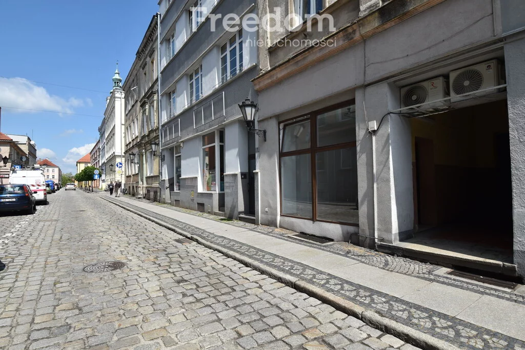 Lokal użytkowy 27,52 m², oferta nr , 2266/3685/OLW, Namysłów