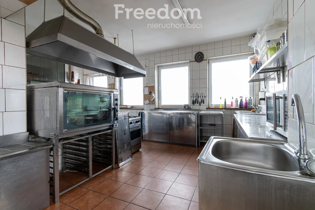Lokal użytkowy 638,00 m², oferta nr , 837/3685/OOS, Niemodlin, Opolska