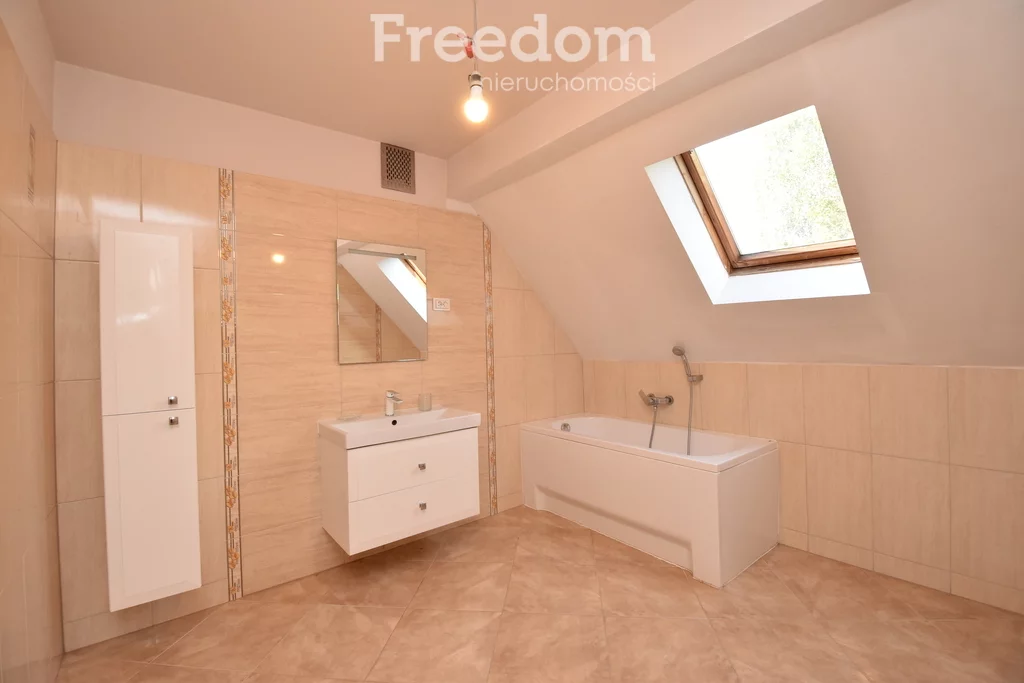 Lokal użytkowy 537,30 m², oferta nr , 202/3685/OOW, Ostrowiec Świętokrzyski