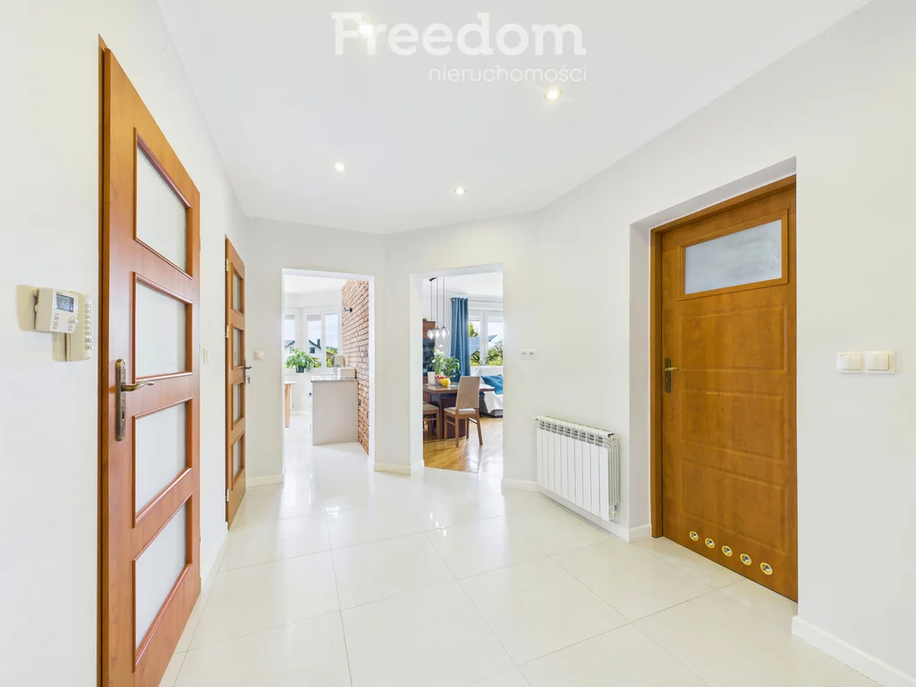 Lokal użytkowy 104,65 m², oferta nr , 967/3685/OOS, Protasy