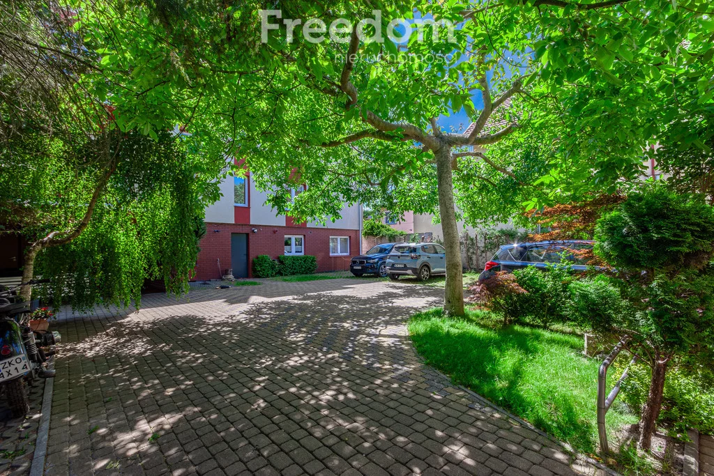 Lokal użytkowy 980,00 m², oferta nr , 954/3685/OOS, Mielno, Przyjaciół