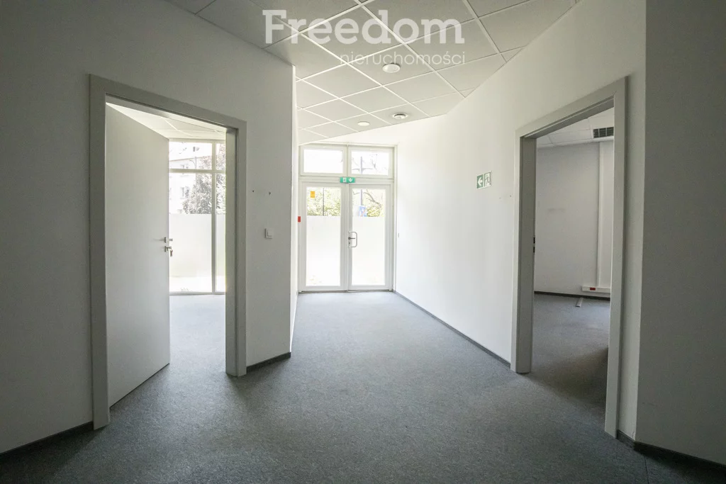 Lokal użytkowy 330,00 m², oferta nr , 1637/3685/OLW, Brzeg, Robotnicza