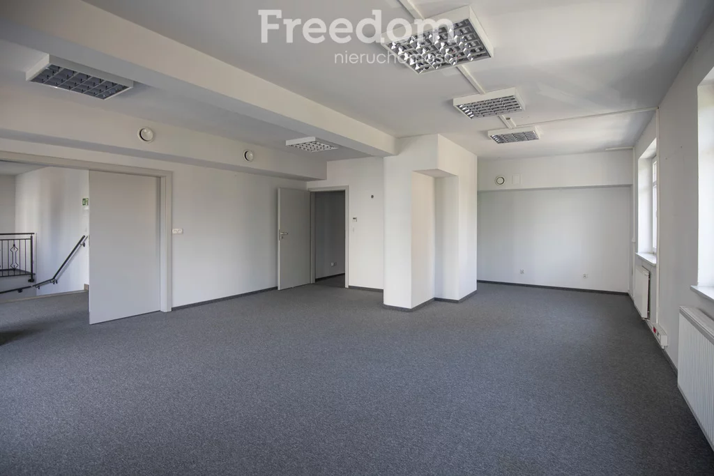 Lokal użytkowy 330,00 m², oferta nr , 1637/3685/OLW, Brzeg, Robotnicza