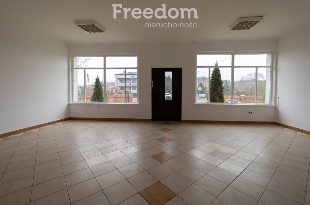 Lokal użytkowy 75,00 m², oferta nr , 2004/3685/OLS, Róg