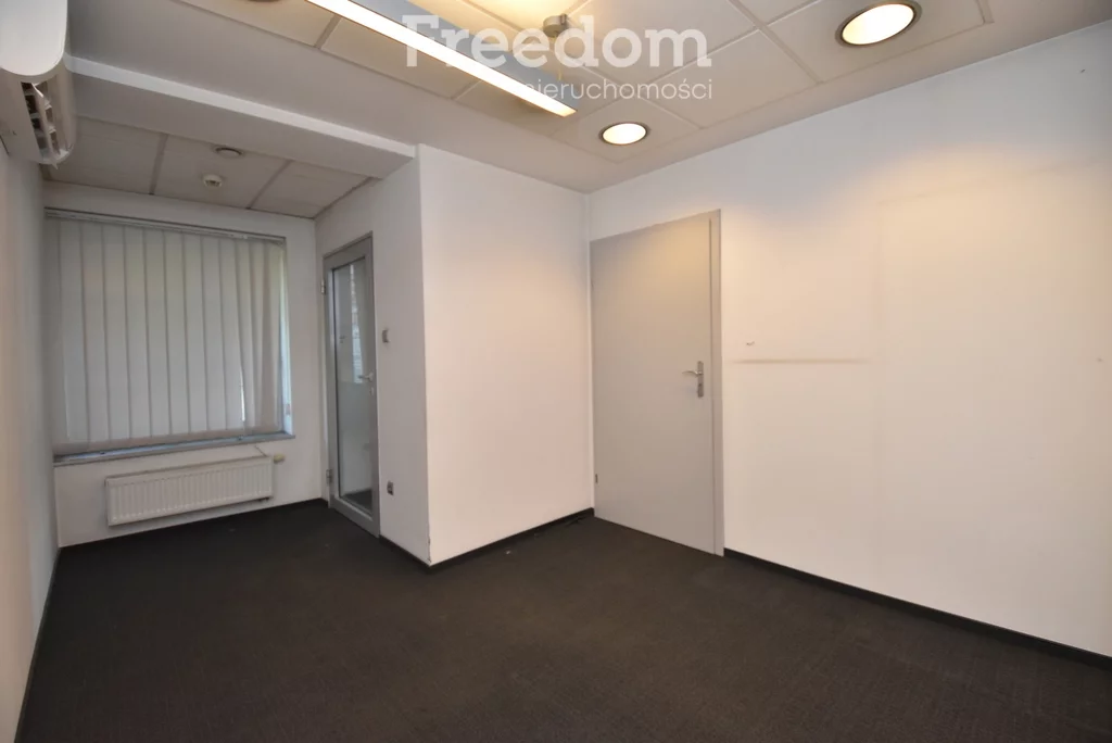 Biuro 166,26 m², oferta nr , 2212/3685/OLW, Ostrowiec Świętokrzyski, Rynek