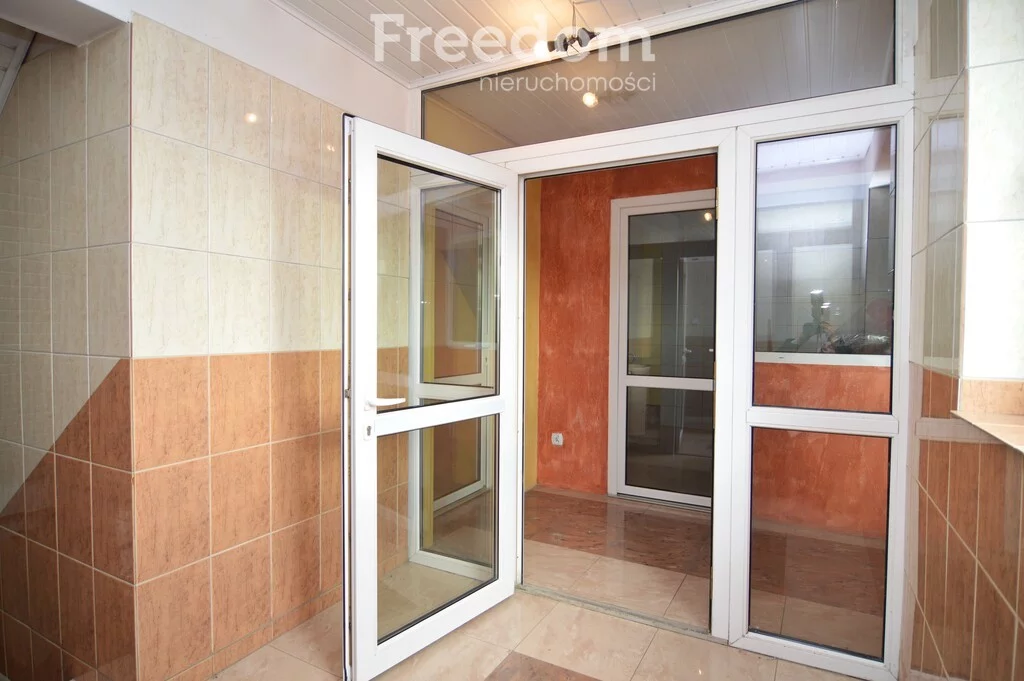 Lokal użytkowy 116,00 m², oferta nr , 2136/3685/OLW, Gorzkowice, rynek Rynek