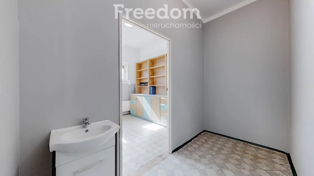 Lokal użytkowy 143,80 m², oferta nr , 1765/3685/OLS, Będzin, Siemońska