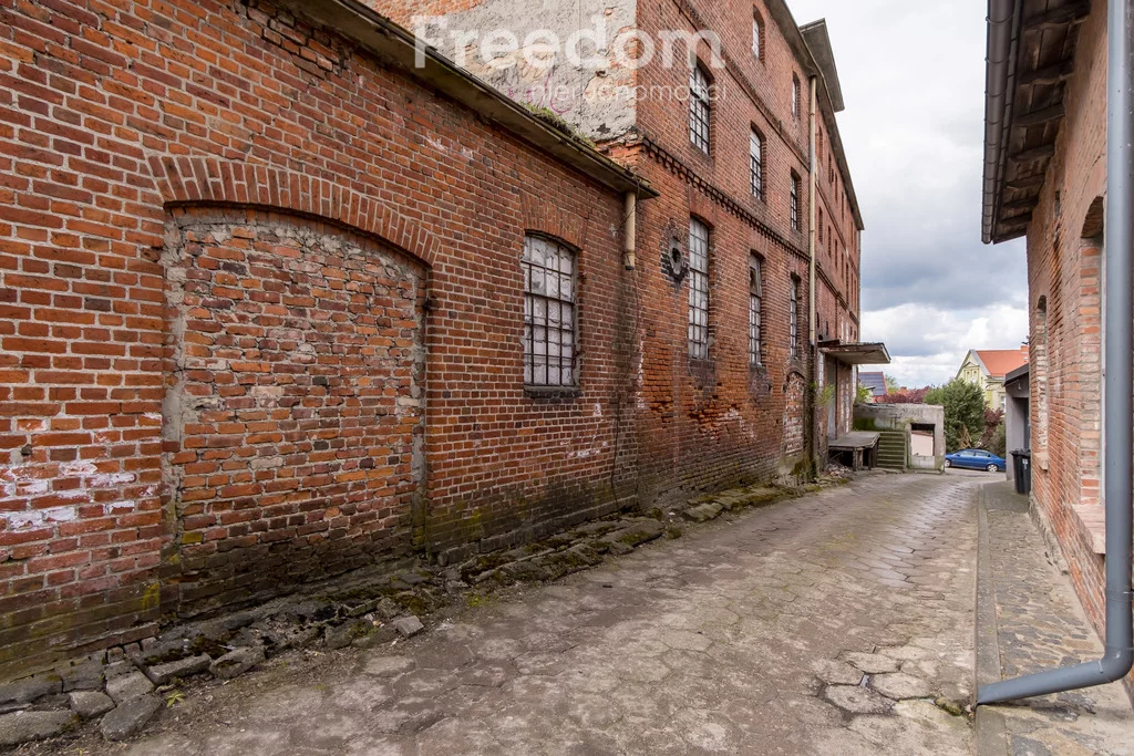 Lokal użytkowy 1 932,28 m², oferta nr , 694/3685/OOS, Wałcz, Sienkiewicza