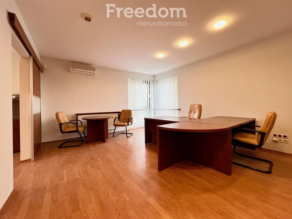 Biuro 270,00 m², oferta nr , 2213/3685/OLW, Sosnowiec, Sokolska