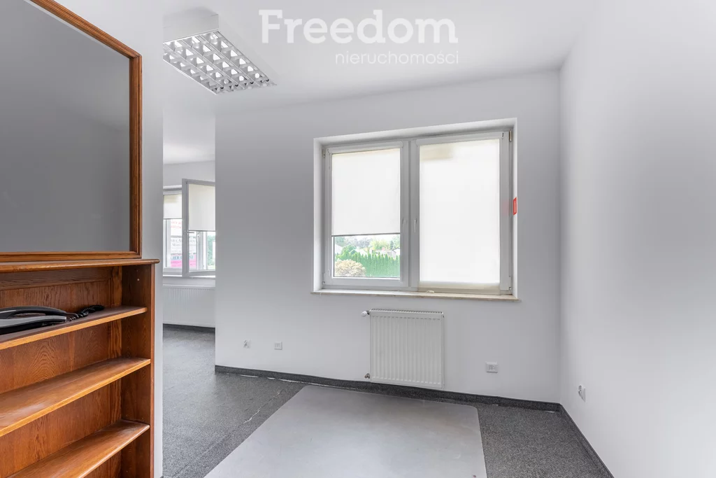 Lokal użytkowy 73,00 m², oferta nr , 2110/3685/OLW, Góra Kalwaria, Sportowa