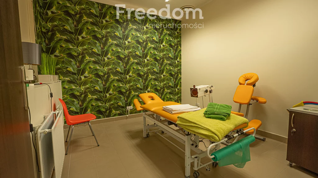 Lokal użytkowy 1 362,00 m², oferta nr , 1898/3685/OLS, Nałęczów, Wiejska