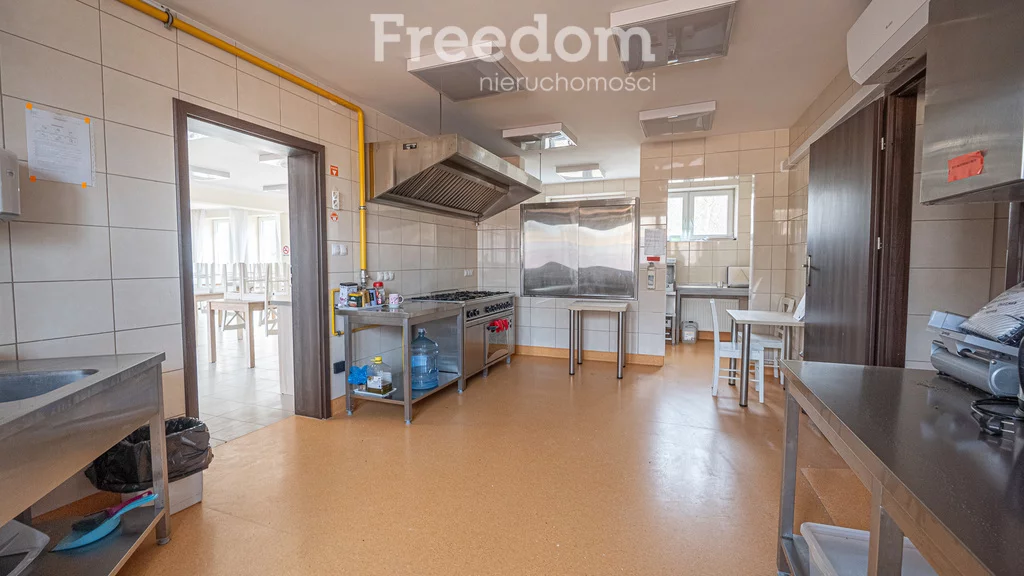 Lokal użytkowy 1 362,00 m², oferta nr , 1898/3685/OLS, Nałęczów, Wiejska