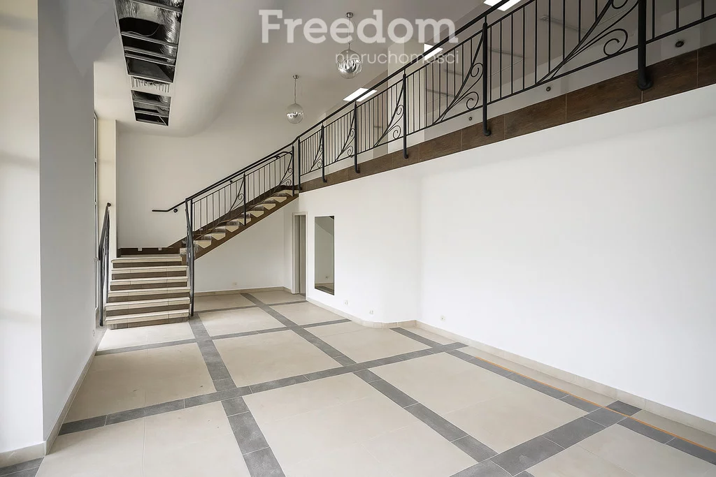 Lokal użytkowy 585,00 m², oferta nr , 2247/3685/OLW, Częstochowa, Wilsona