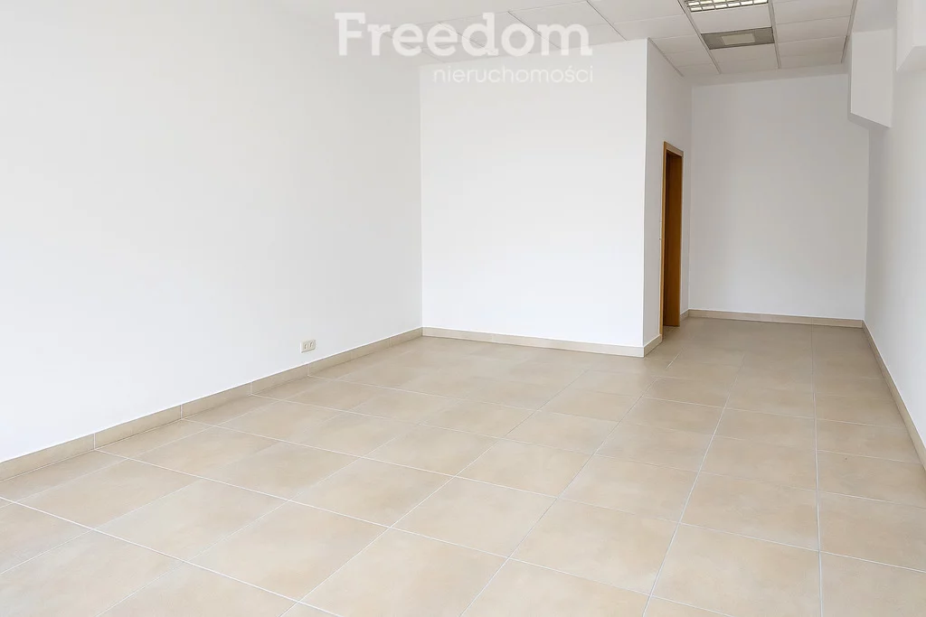 Lokal użytkowy 585,00 m², oferta nr , 2247/3685/OLW, Częstochowa, Wilsona