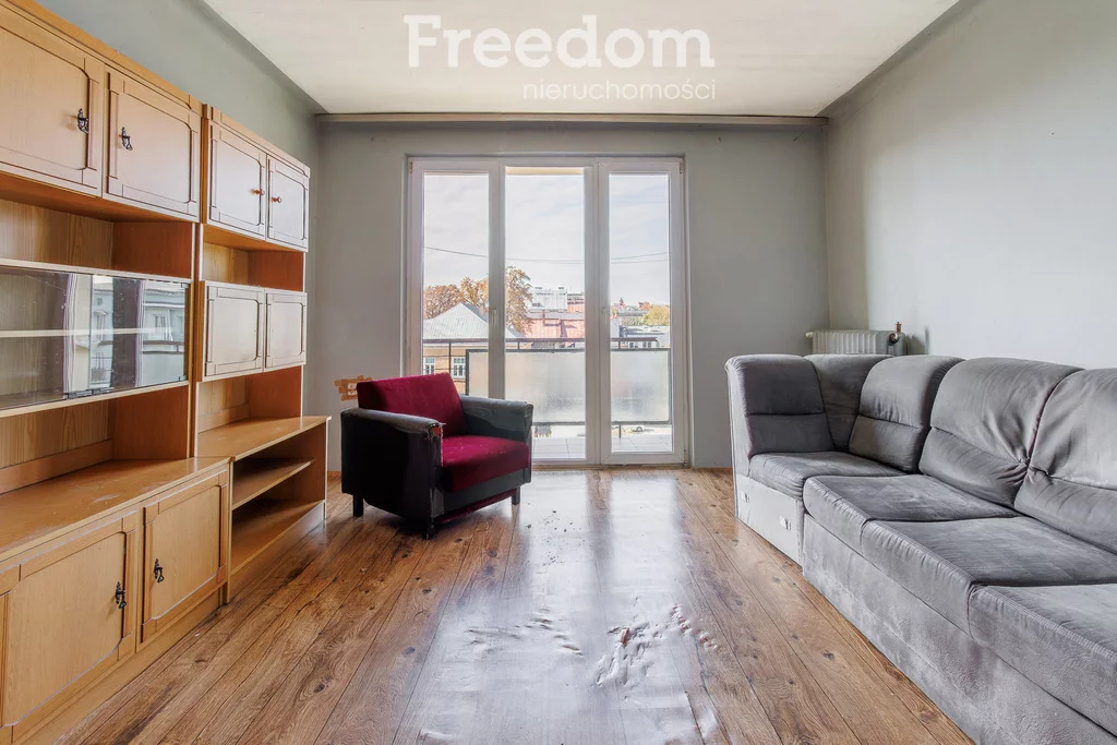 1 pokój, mieszkanie 37,76 m², piętro 3, oferta nr , 40661/3685/OMS, Tarnów, Hugona Kołłątaja
