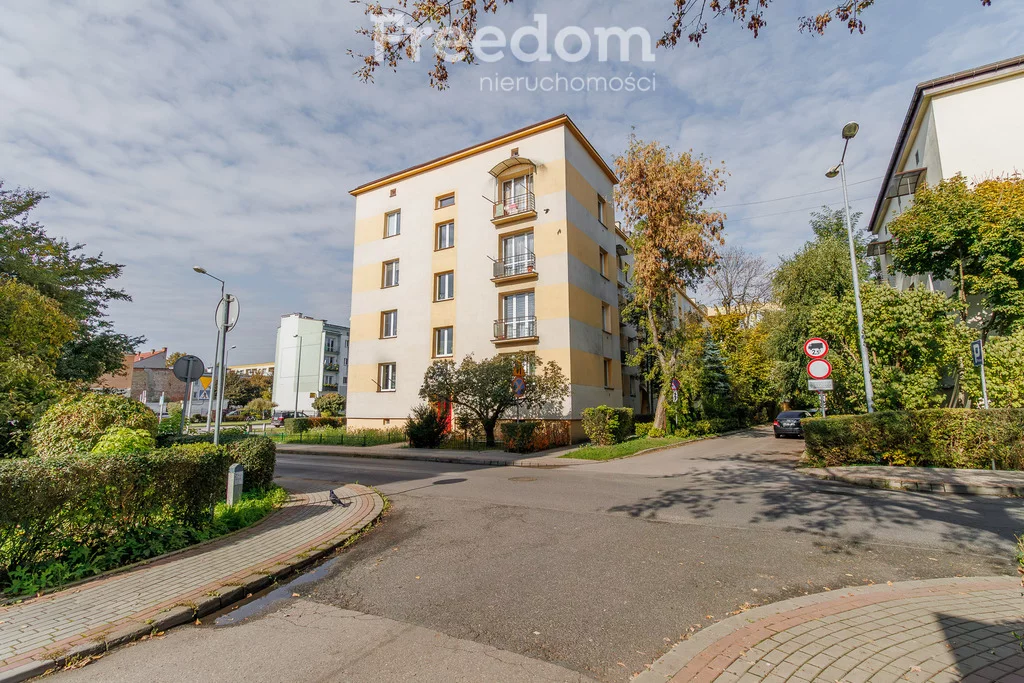 1 pokój, mieszkanie 37,76 m², piętro 3, oferta nr , 40661/3685/OMS, Tarnów, Hugona Kołłątaja