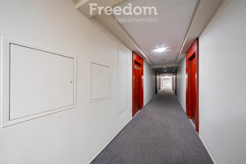 1 pokój, mieszkanie 33,80 m², piętro 10, oferta nr , 37551/3685/OMS, Kołobrzeg, Portowa