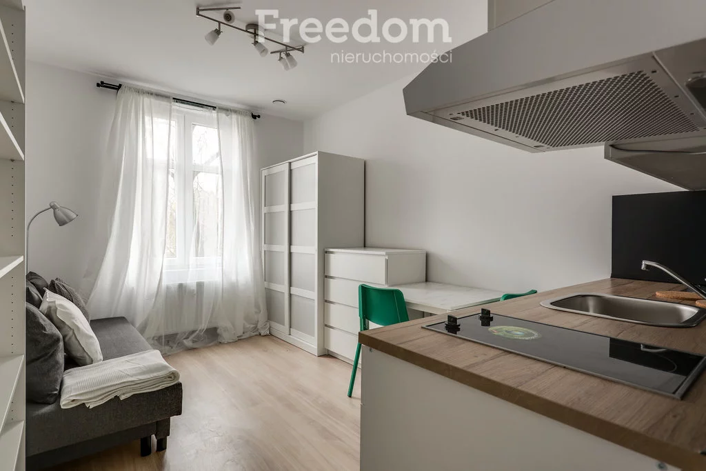 1 pokój, mieszkanie 17,50 m², piętro 2, oferta nr , 7084/3685/OMW, Katowice, Dąbrówka Mała, Dąbrówka Mała, Strzelców Bytomskich