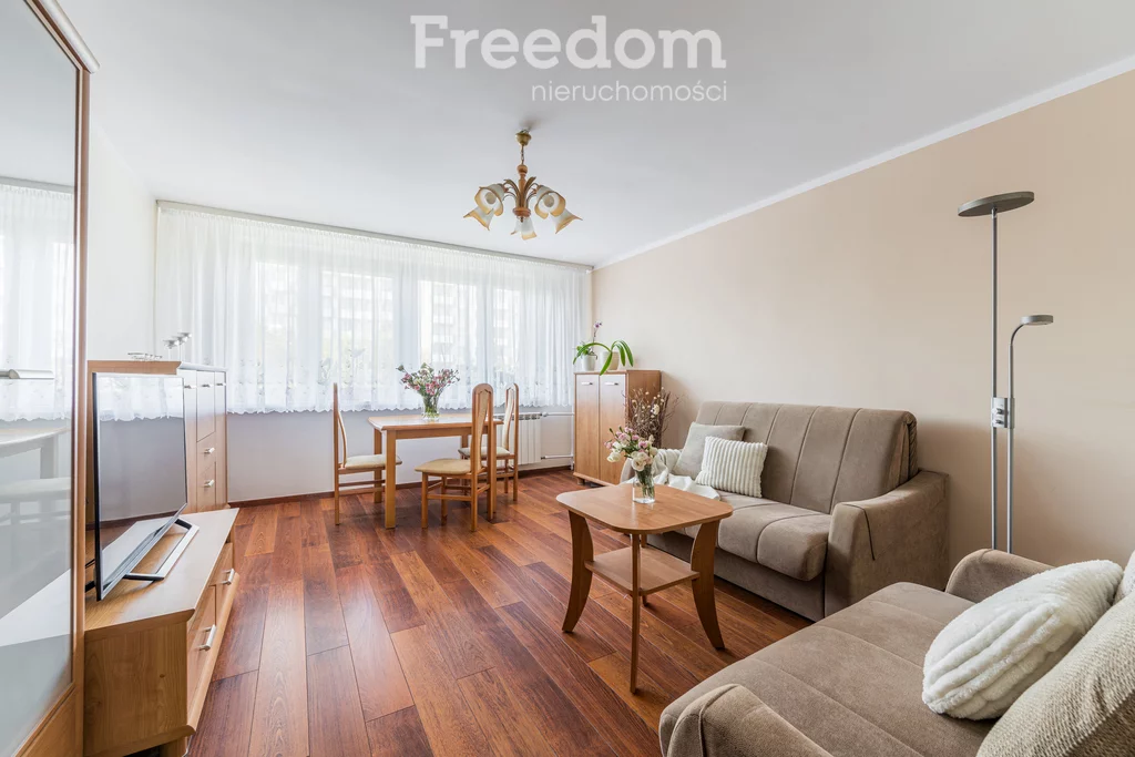 Apartamenty 40027/3685/OMS Warszawa Włochy 1 Sierpnia