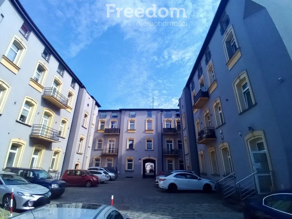 2 pokoje, mieszkanie 65,10 m², piętro 3, oferta nr , 31107/3685/OMS, Częstochowa, al. Aleja Najświętszej Maryi Panny