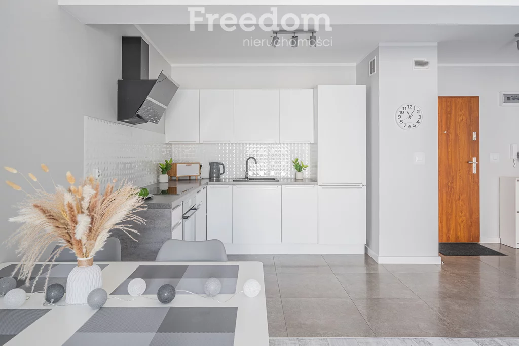 2 pokoje, mieszkanie 52,32 m², piętro 3, oferta nr , 40444/3685/OMS, Kołobrzeg, Artyleryjska