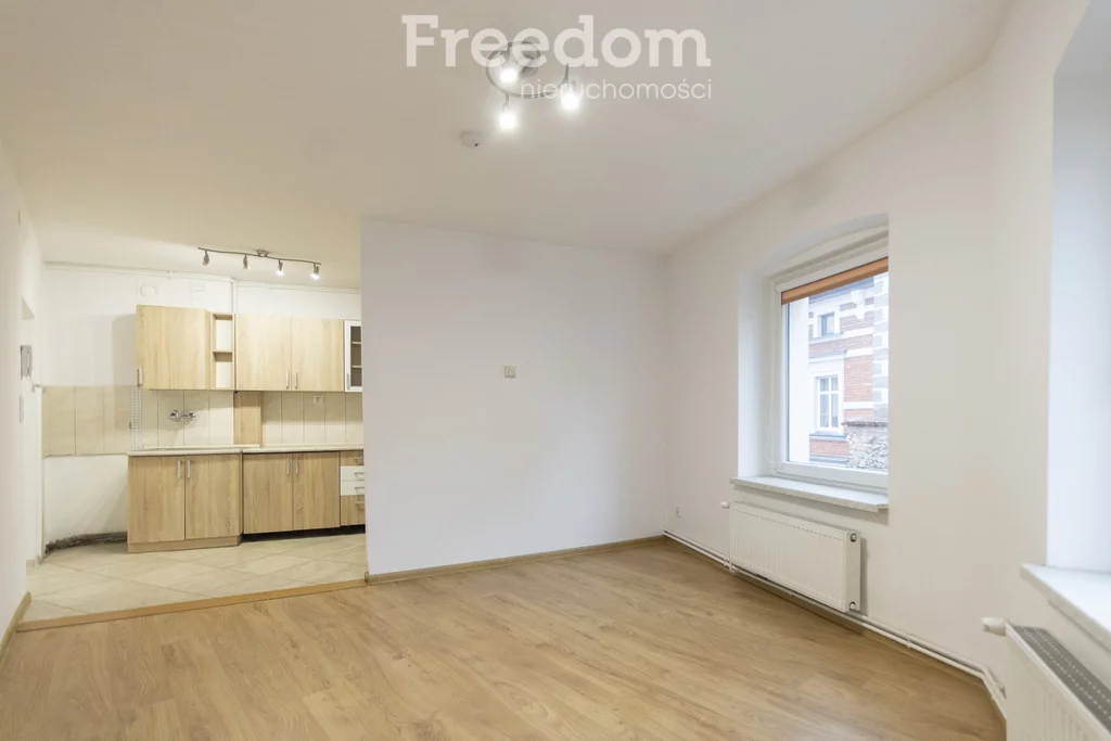 2 pokoje, mieszkanie 51,28 m², piętro 2, oferta nr , 40460/3685/OMS, Prudnik, Damrota