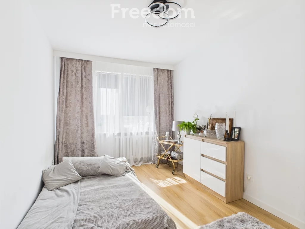 2 pokoje, mieszkanie 40,00 m², piętro 8, oferta nr , 39657/3685/OMS, Łęczna