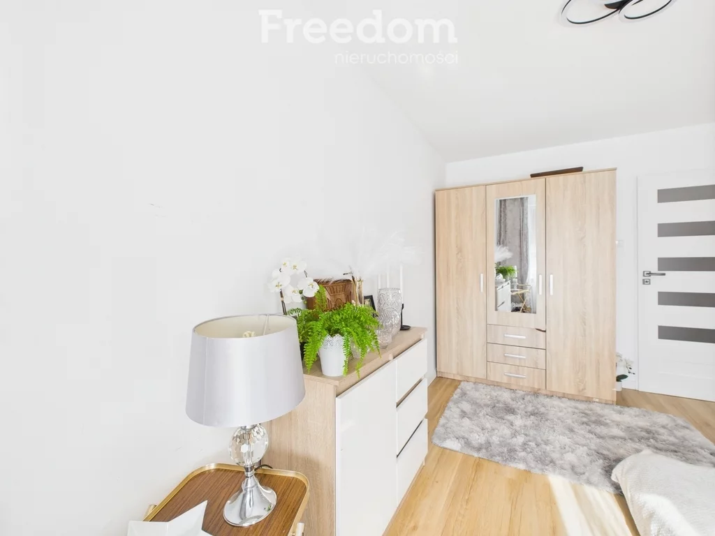2 pokoje, mieszkanie 40,00 m², piętro 8, oferta nr , 39657/3685/OMS, Łęczna