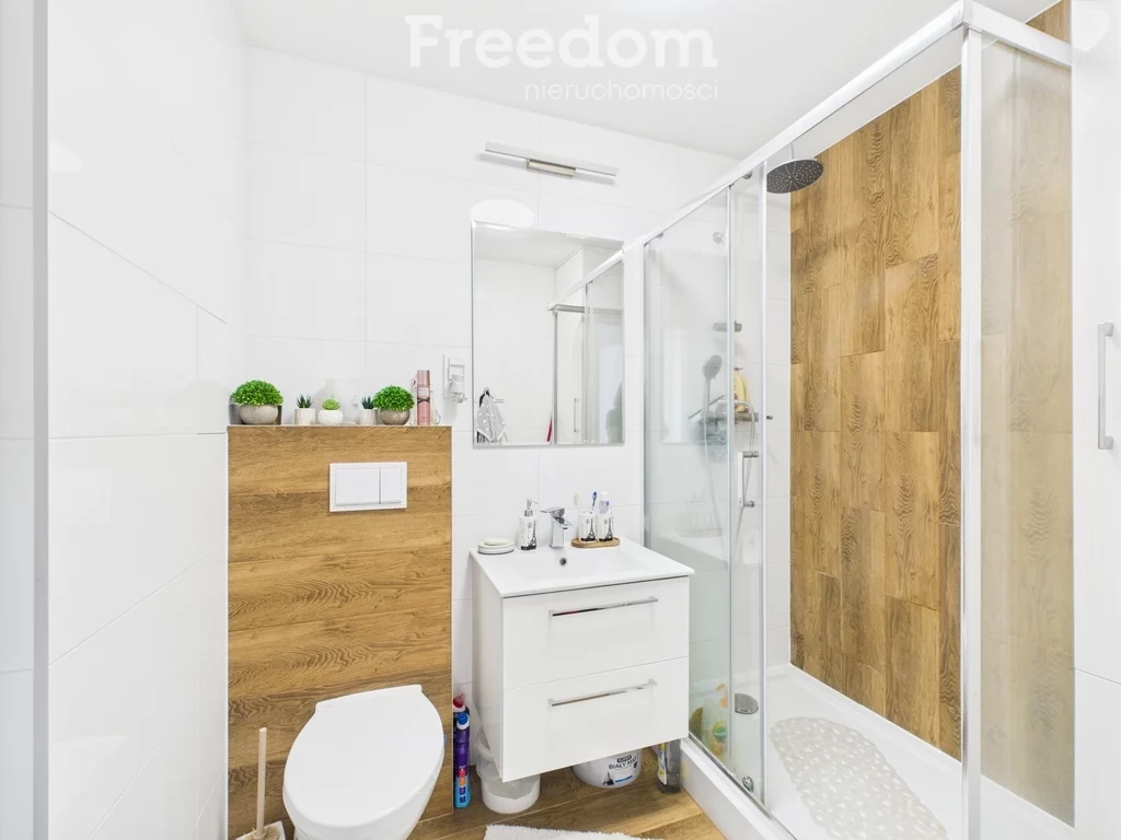 2 pokoje, mieszkanie 40,00 m², piętro 8, oferta nr , 39657/3685/OMS, Łęczna